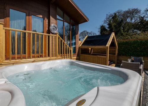 Raywell Hall Country Lodges