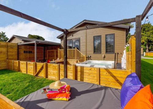 Raywell Hall Country Lodges