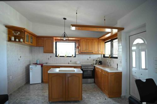 Άνετο διαμέρισμα για 4 με θέα (Ανετο διαμερισμα για 4 με θεα) in Euboea