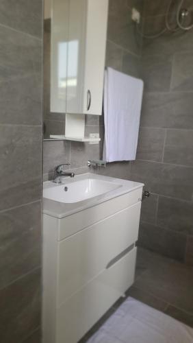 Home Inn Apartaments, Tirana (photo 8)