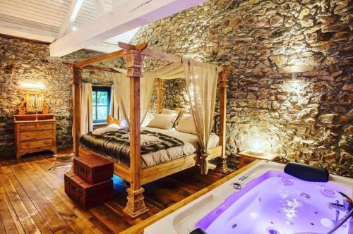 Le Sanglier Amoureux, Liege