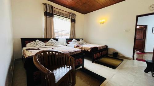 Double or Twin Room with Garden View image 7