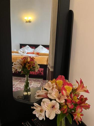 Double Room with Mountain View image 7