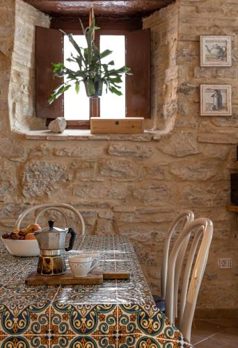  Casa Lola nel centro storico di Bolognola in Pintura di Bolognola