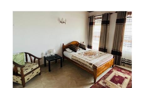 Standard Double Room with Balcony image 2