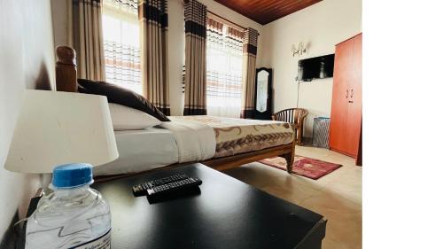 Standard Double Room with Balcony image 1