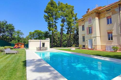 Villa Fazi - Liberty Style Villa With Private Pool & Park