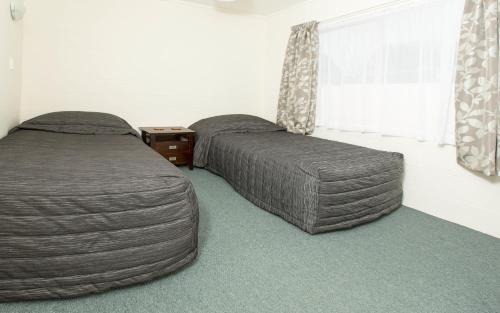 Marina Court Motel & Apartments