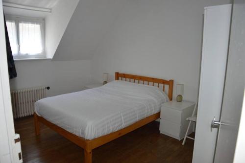 Ty ker Aziliz : maison de ville au calme in 迪南