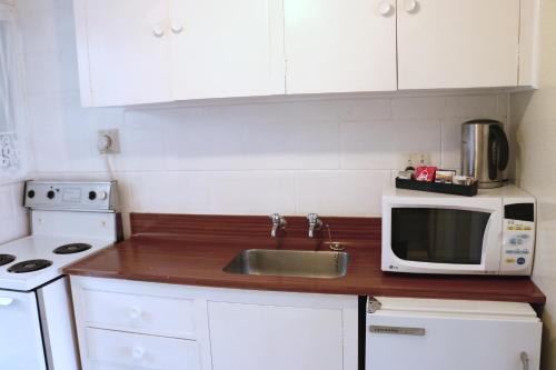 ห้องครัว, เลคไซด์ โมเต็ล (Lakeside Motel) in ควีนส์ทาวน์