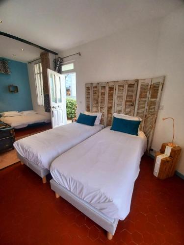 Triple Room with Terrace