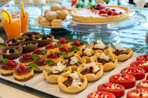 Hotel Augustus - image 6