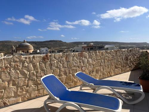 B&B Imġarr - Claureece Court Mgarr - Bed and Breakfast Imġarr