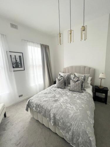 Luxury Belfast Stay - Townhouse, Belfast