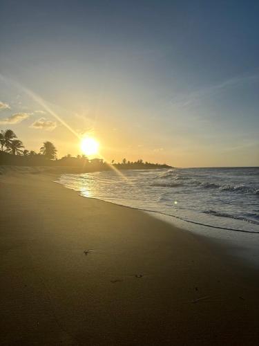 Casa em Condomínio/ Piscina Churrasqueira privativas / Frente ao Mar / Gostoso RN