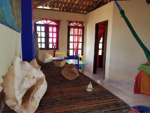 DESERT ROSE VILLA , peaceful tropical garden, Wi-Fi, in central Canoa Quebrada