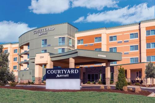 Courtyard by Marriott Somerset