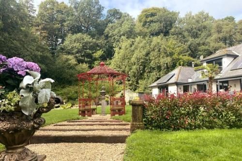 Bonshaw Grange-Riverside Country Retreat, & HotTub in Іглсфілд