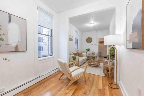 Canopy King Bed 15mins from NYC By EWR Airport in Hoboken, USA