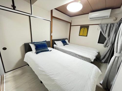 Nearest ASAKUSA station have Elevator Ginza 17min Ueno 5min Shibuya 34min omotesanto 30min
