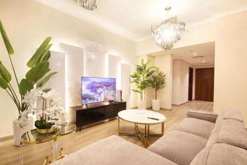 Downtown 3BR Luxe, Burj & Fountain View Bliss Near Dubai Mall, Dubaï (photo 8)
