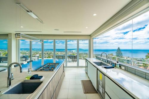 La Jolla Paradise with Ocean Views Pool and Spa in San Diego, USA