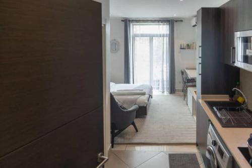 Luxury Studio at Embassy Gardens  in كانتونمينتس