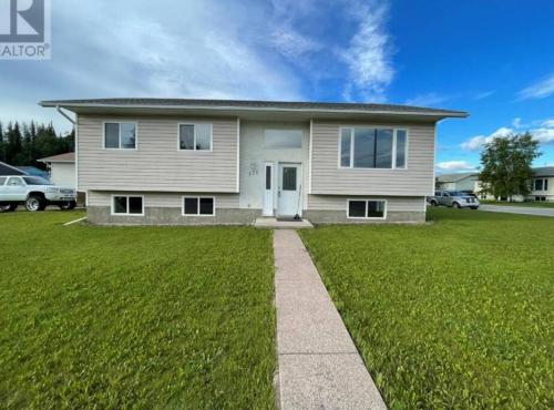 Hinton Alberta Vacation Home