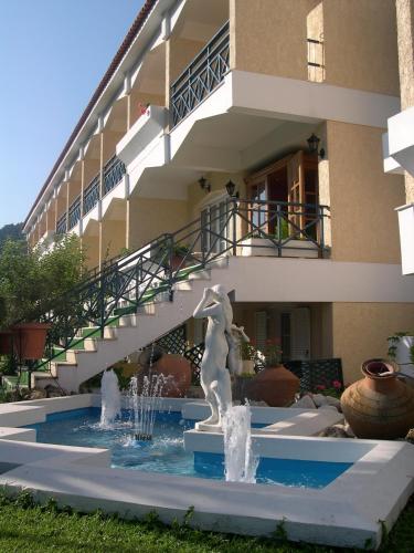 Best Price on Paradise Hotel in Samos Island + Reviews!