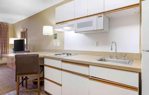 Extended Stay America Suites - Houston - Galleria - Uptown