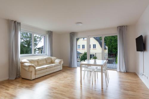 T&K Apartments - Bergisch Gladbach - 7 Comfortable Apartments - 20 min to Fair Messe Cologne