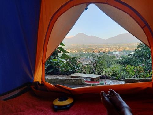 Glamping ReaVeeCafe Puncak