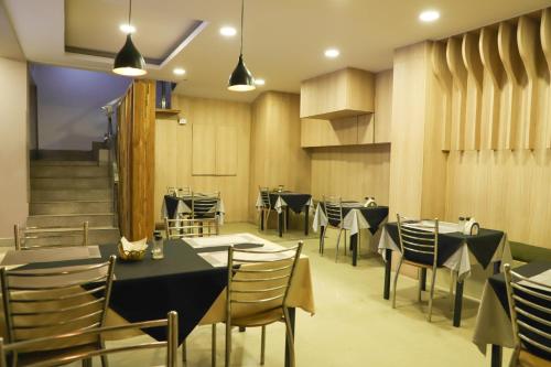 Restoran, The Grand Hotel in Aizawl