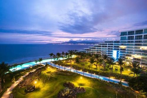 Amazingly Beautiful PH @ Peninsula NV & Ocean View in Nuevo Vallarta , Mexico