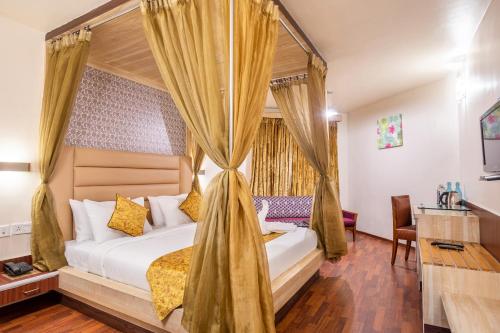 King Room image 10