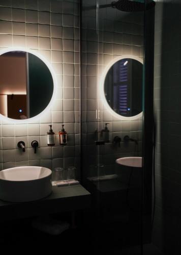 Heart Hotel - image 2