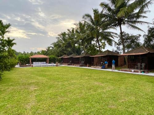 Cheerful 5 Bedrooms Private Pool Stay In Anjuna