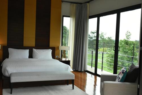 Villa with Private Pool image 1