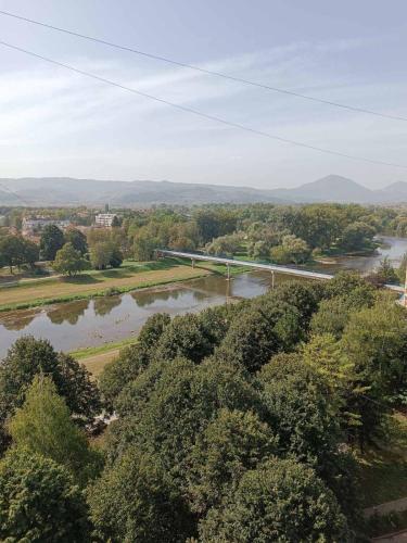 A környék, VEMIUR in Ljubićki kej
