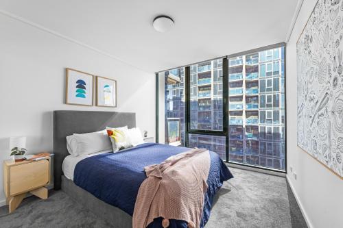 Nook Melbourne 173 City Road Room Type - Alana - 3 Bed - 2 Bath Penthouse Style Apartment with City View Nook Melbourne 173 City Road Room Type - Alana - 3 Bed - 2 Bath Penthouse Style Apartment with City View