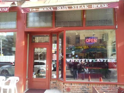 Cozy ground floor rooms at the heart of Jackson Heights Cozy ground floor rooms at the heart of Jackson Heights