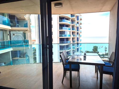 Stunning 2 bed apartment on the front sea line at Sea Senses