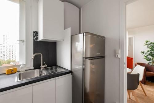 Chatillon - Spacious and bright apartment near Paris