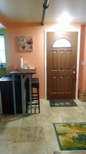 Cozy ground floor rooms at the heart of Jackson Heights Cozy ground floor rooms at the heart of Jackson Heights