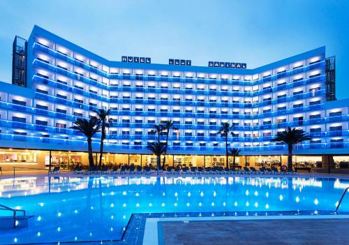 hotel photo