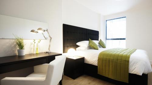 Andora Apartments - London