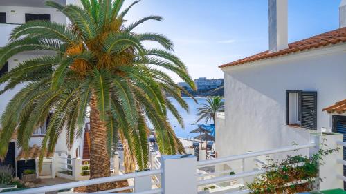 Unterkunft von außen, White Sands Beach Club  in Menorca