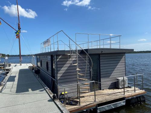 Hausboot Fjord Nordstern mit Dachterrasse in Schleswig