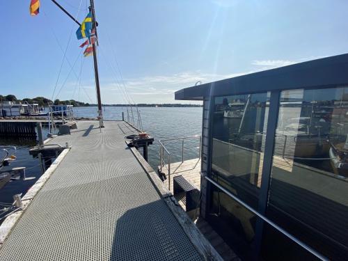 Hausboot Fjord Nordstern mit Dachterrasse in Schleswig