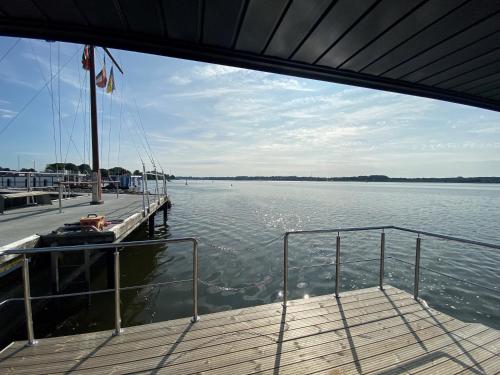 Hausboot Fjord Nordstern mit Dachterrasse in Schleswig